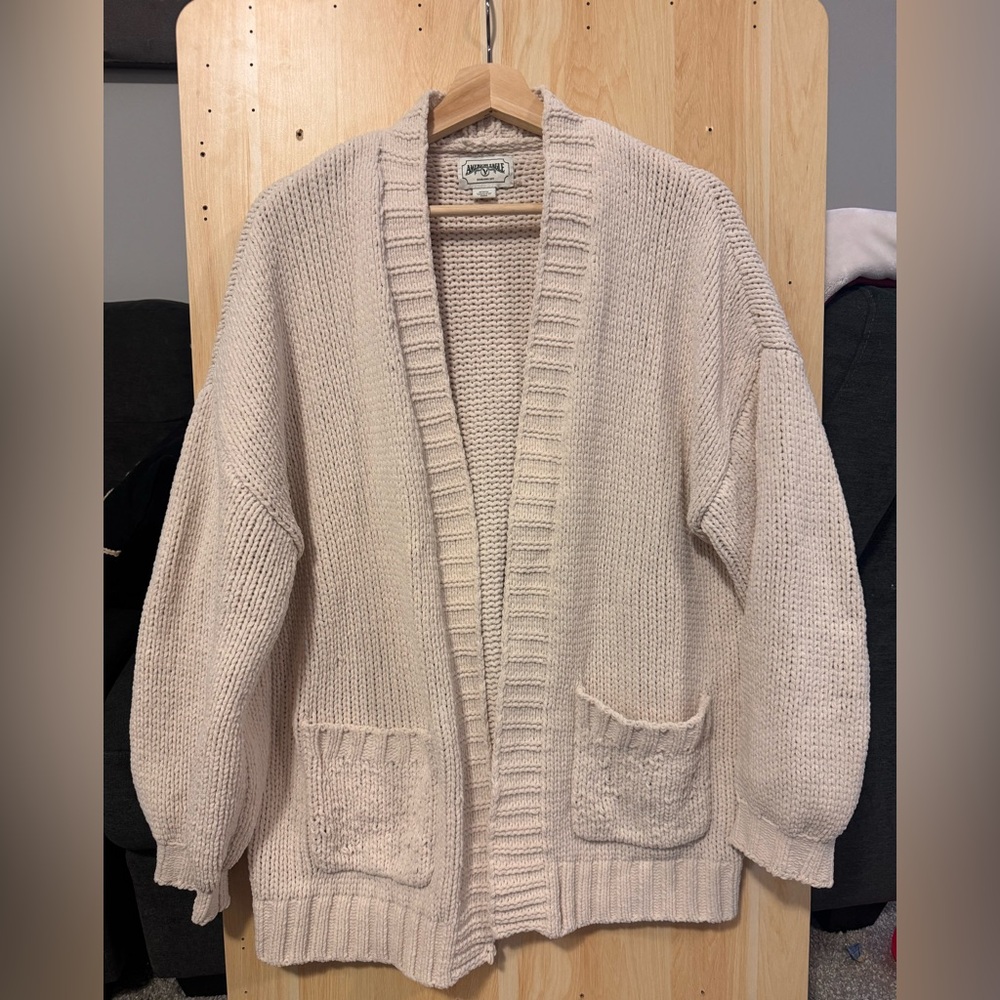 American Eagle Outfitters Cream Knit Cardigan